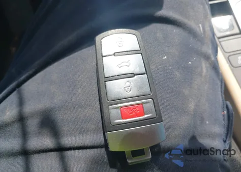 2013 Volkswagen Cc 2.0T Sport z USA, uszkodzony, nr VIN WVWBN7AN2DE542139